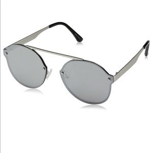 Brand new Quay Camden heights sunglasses